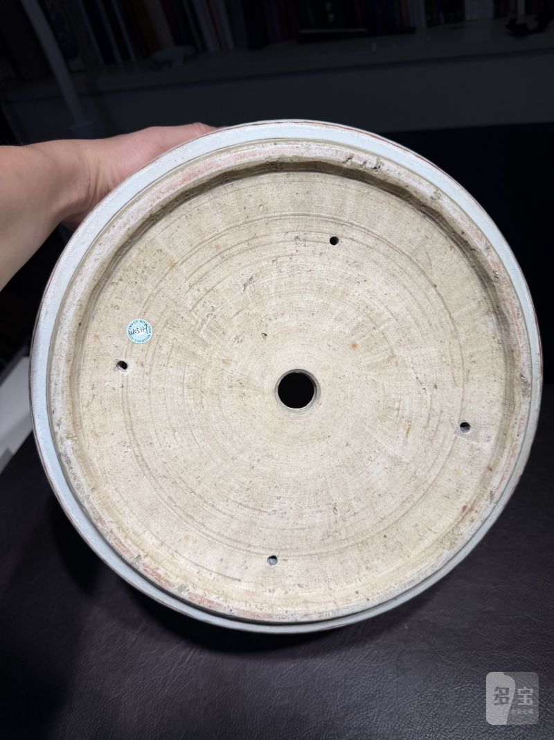 清道光 白釉轧道珊瑚红九龙闹海纹缸 - 图13